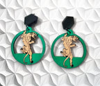 Boucles d'oreilles Léopard style tatouage, sur créole en bois de cerisier et découpé et gravé au laser