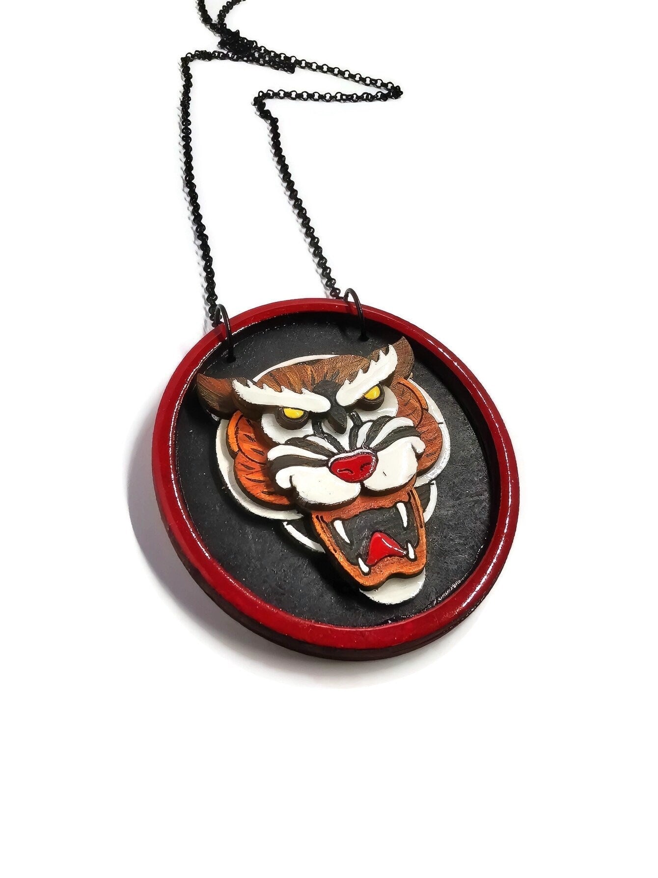 Pendentif Tigre Tattoo, Bois, en 3D et découpe laser, peinture, résine, tatouage old school, vintage