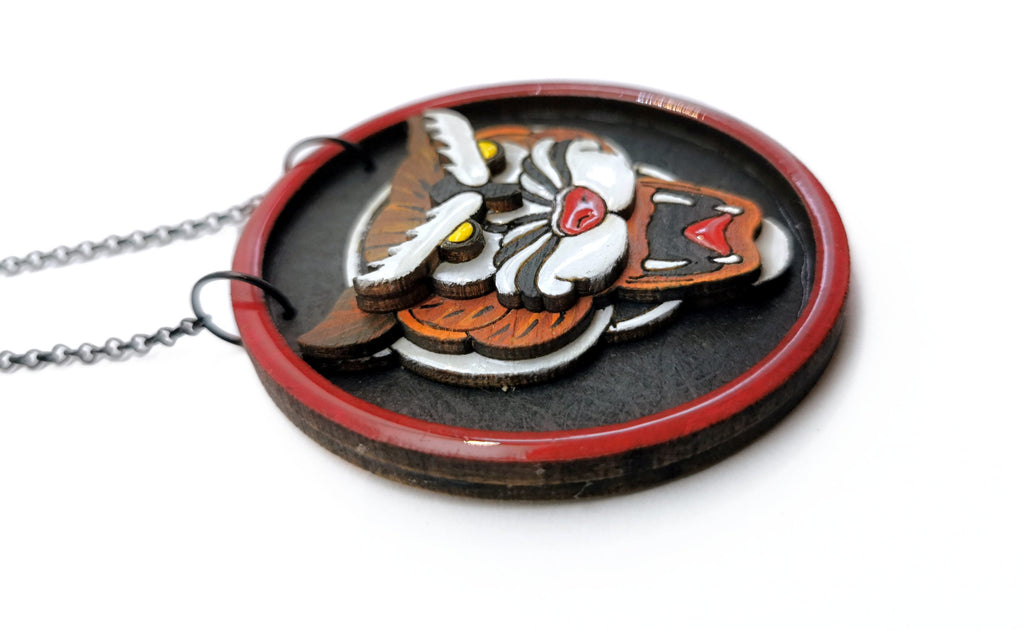 Pendentif Tigre Tattoo, Bois, en 3D et découpe laser, peinture, résine, tatouage old school, vintage