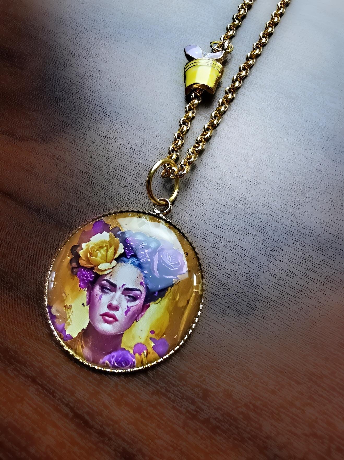 Bracelet Charms Frida Kahlo - Bijou Art Mexicain - Jaune et Violet