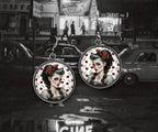 Boucles d'Oreilles Cabochon Pin-Up Rockabilly - Rétro Chic des Années 60