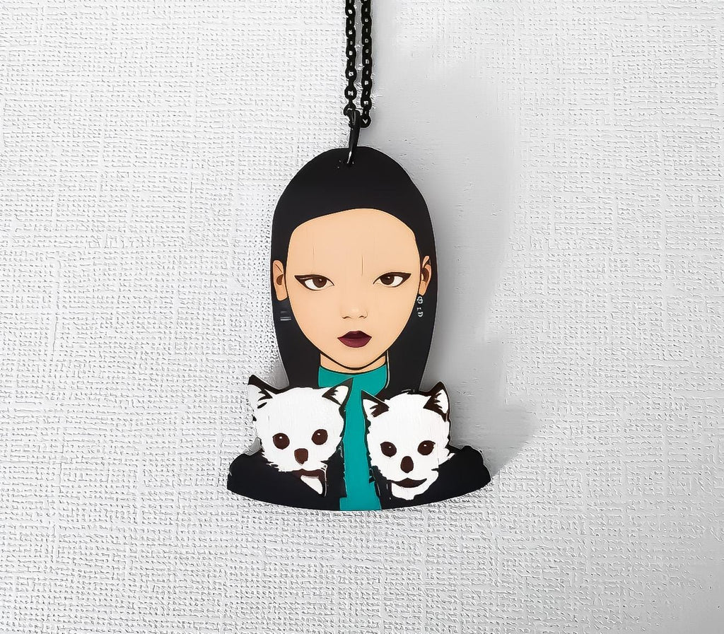 Pendentifs Mercredi Addams et ses chiens, bijou gothique et délicat