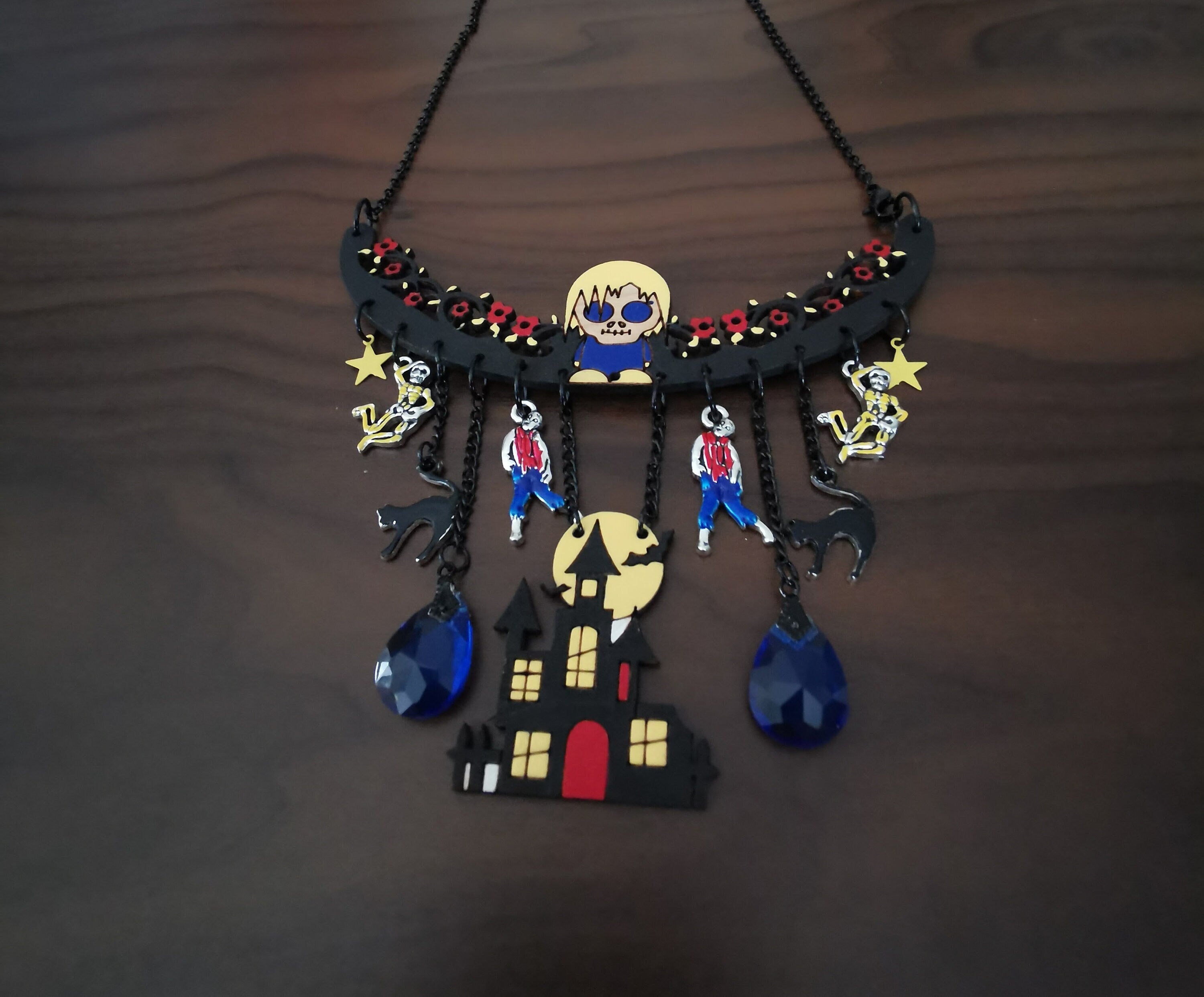 Collier Zombies, Famille Addams, Manoir Hanté, style Gothique