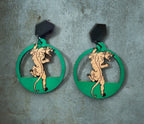 Boucles d'oreilles Léopard style tatouage, sur créole en bois de cerisier et découpé et gravé au laser