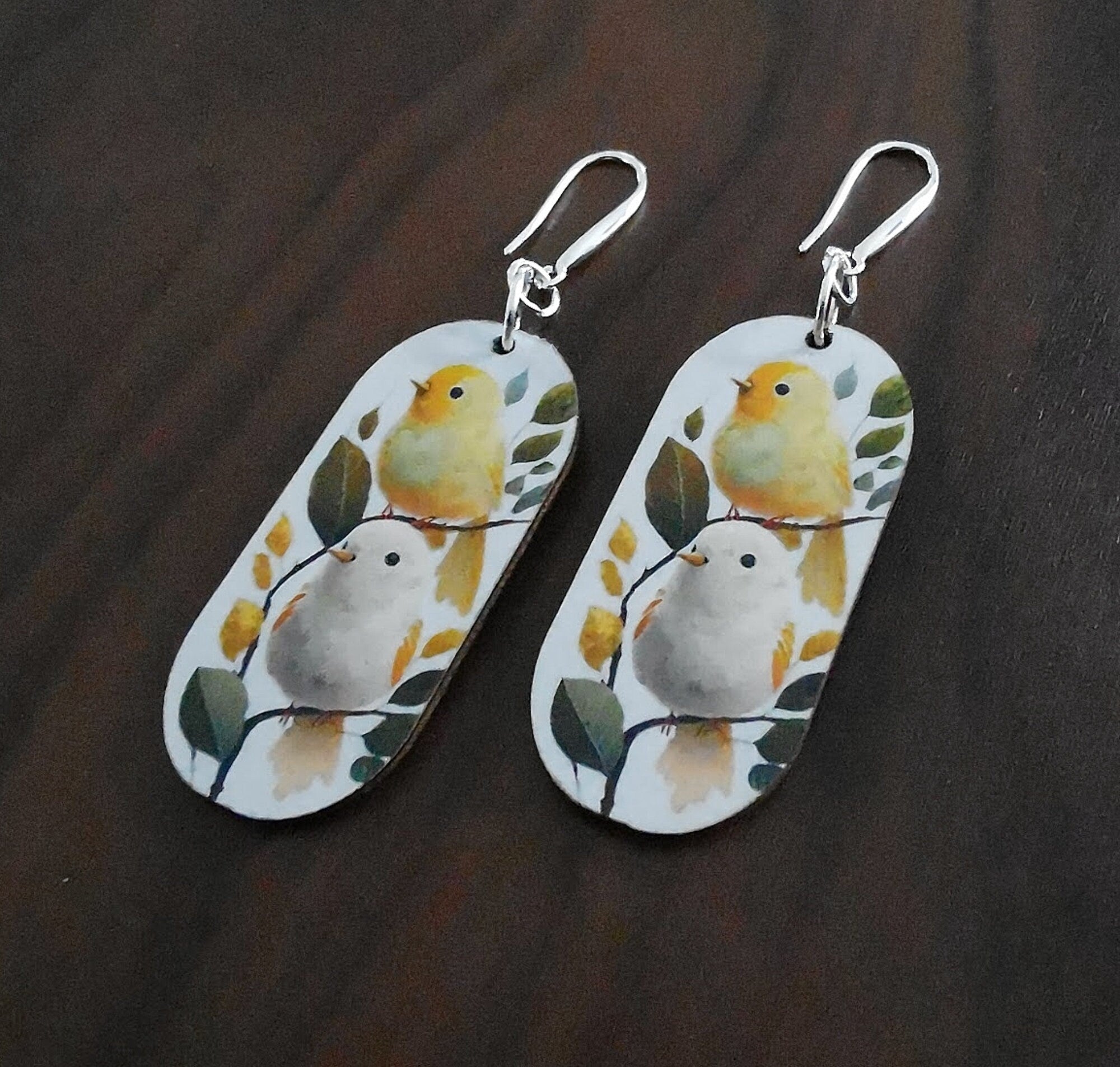 Boucles d'oreilles Petits Oiseaux sur une branche, illustration et découpe laser