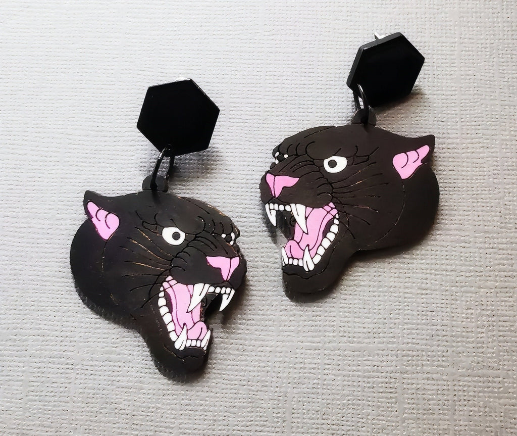Boucles d'oreilles Panthère Noire, découpe laser sur bois, style tatouage