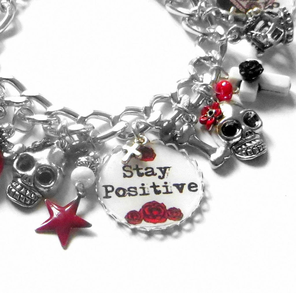 Bracelet Stay Positive, sugar skull rouge et noir, tête de mort gothique, santa muerte