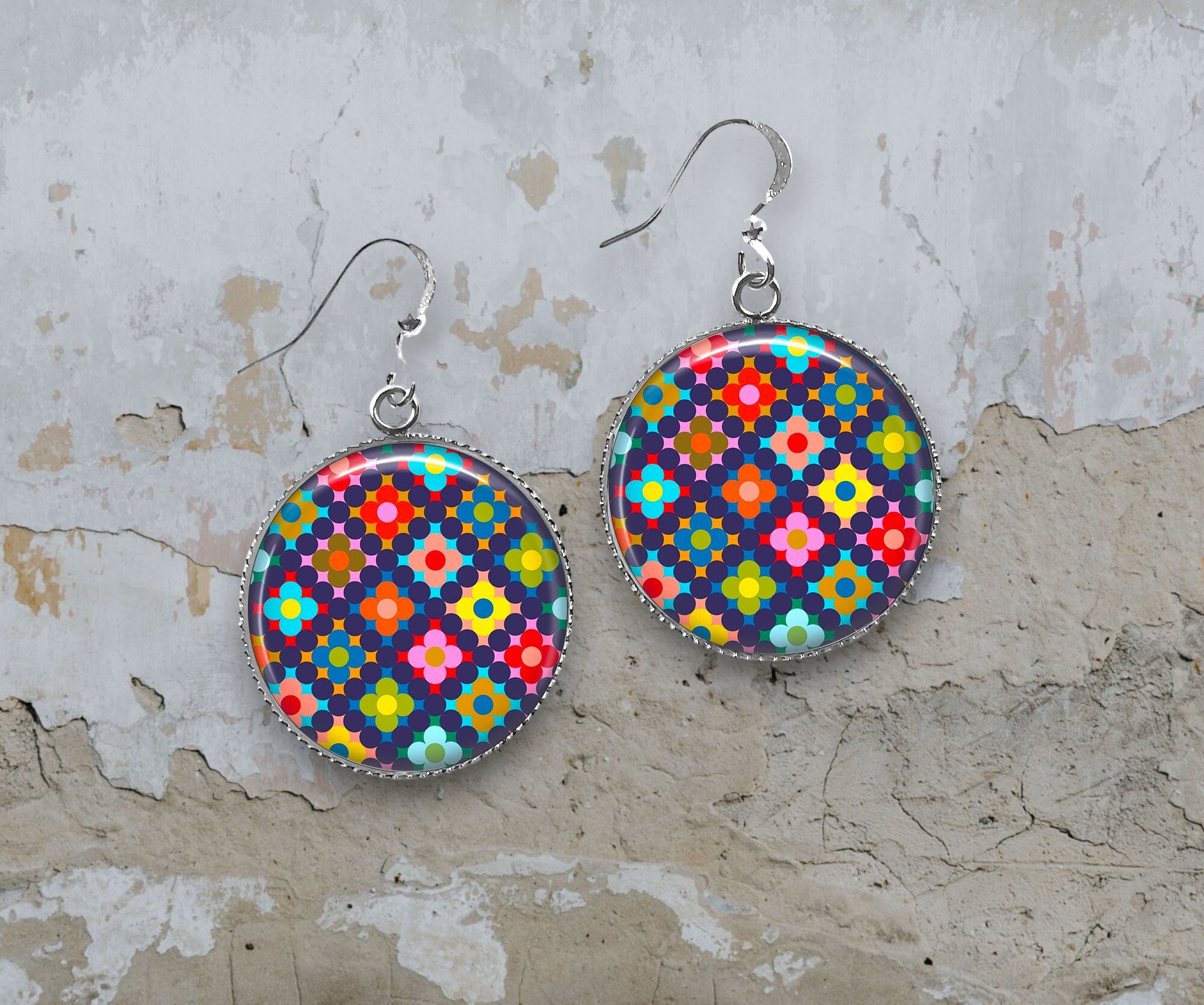 Boucles d'Oreilles Cabochon Multicolores - Éclat Festif