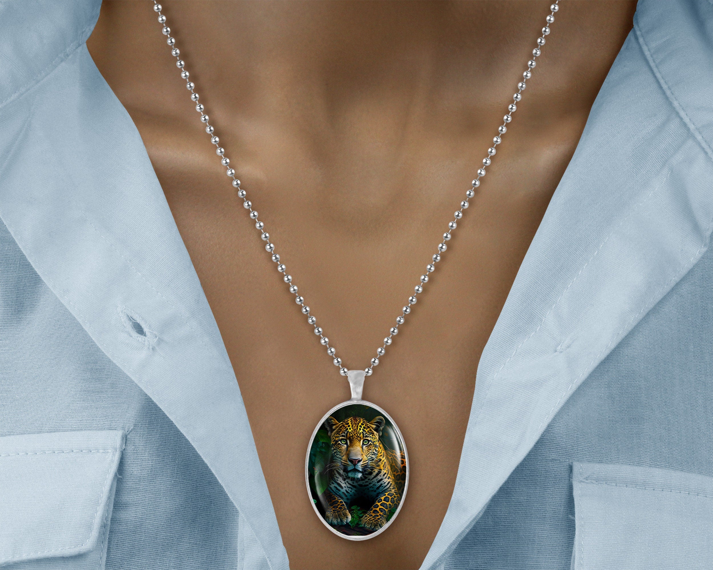 Boucles d'Oreilles ou Pendentif Jaguar dans la jungle