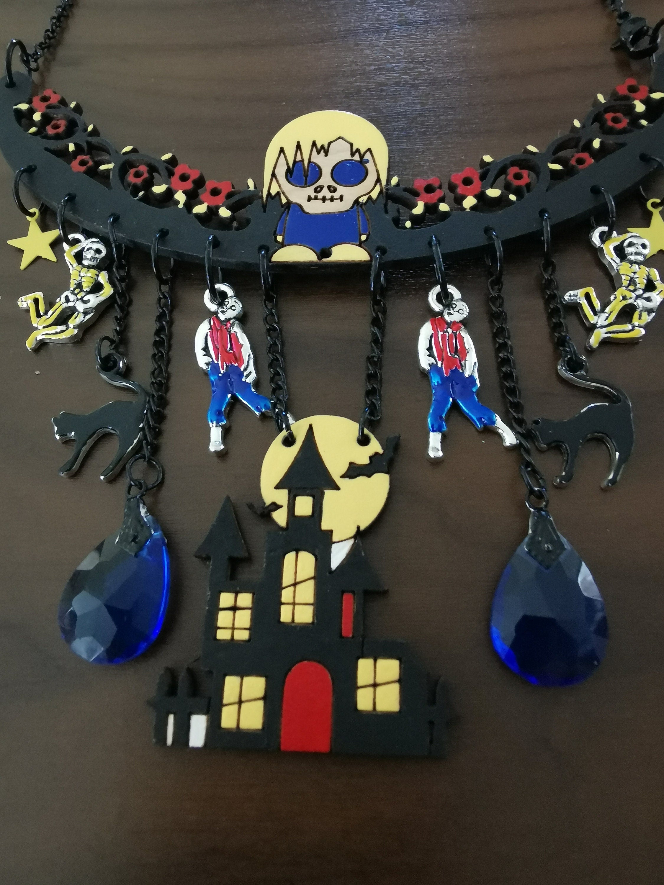 Collier Zombies, Famille Addams, Manoir Hanté, style Gothique