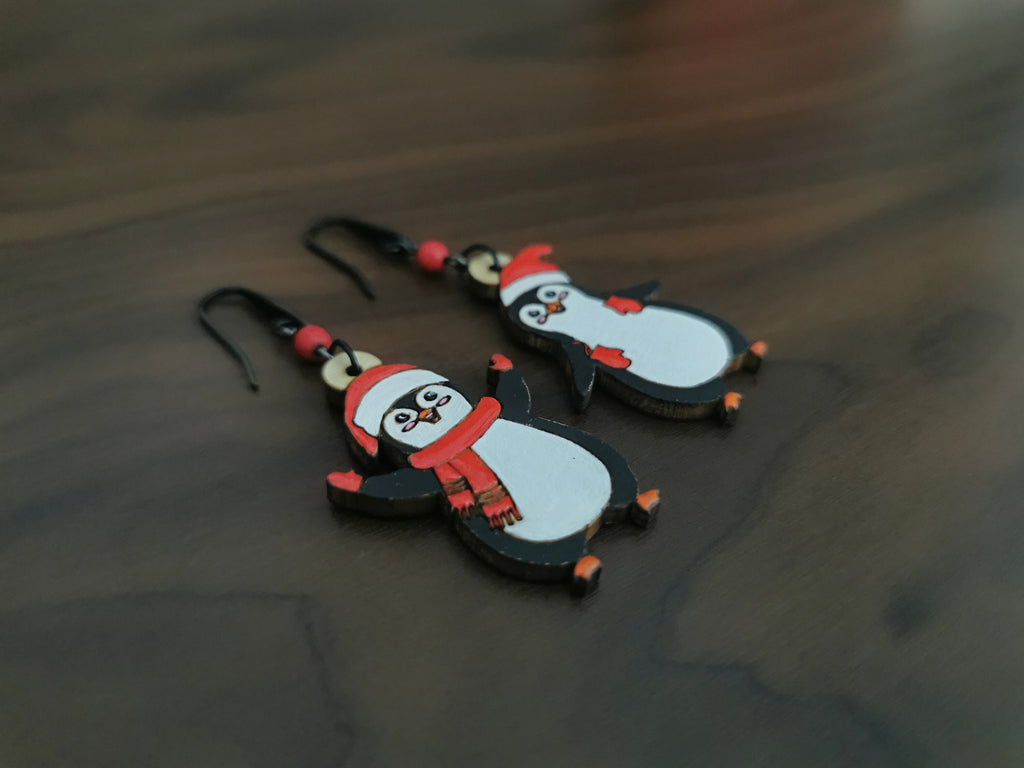 Boucles d'Oreilles Pingouins, bois de Tilleul, découpe et gravure laser du bijou de noel