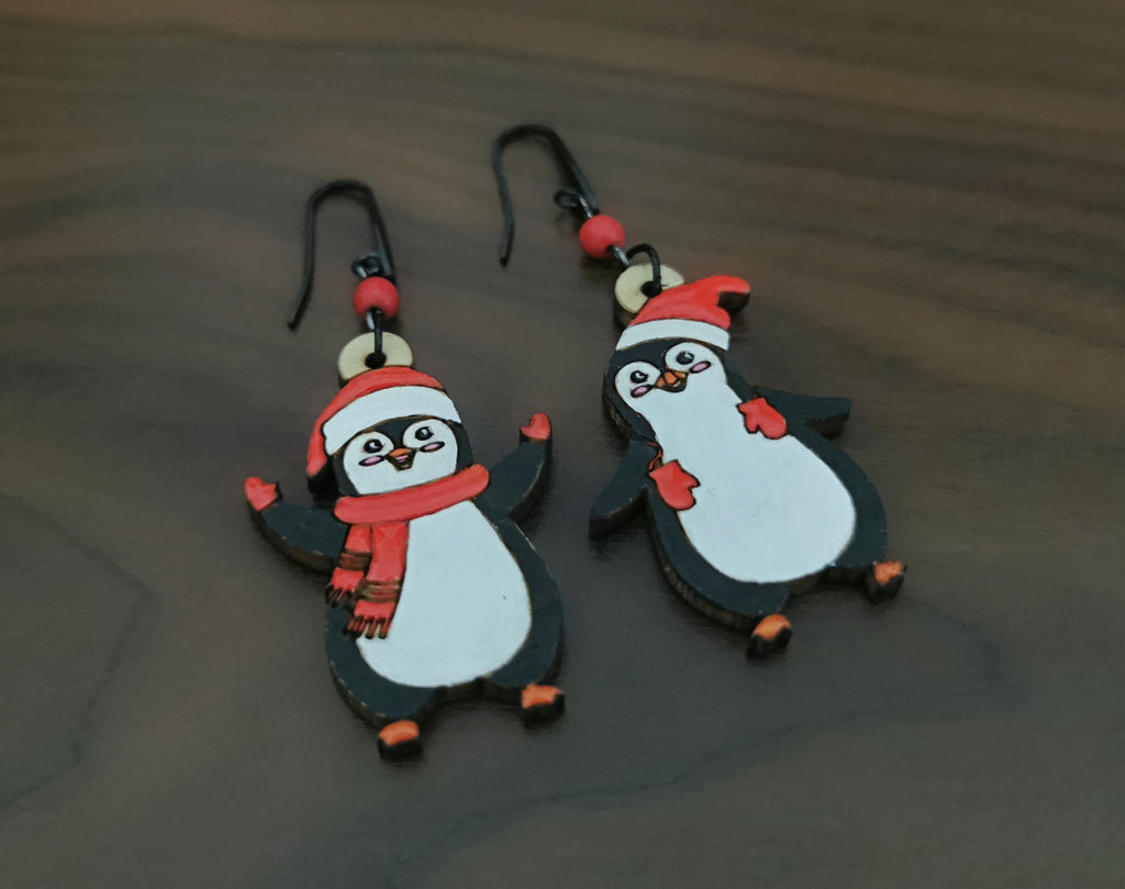 Boucles d'Oreilles Pingouins, bois de Tilleul, découpe et gravure laser du bijou de noel