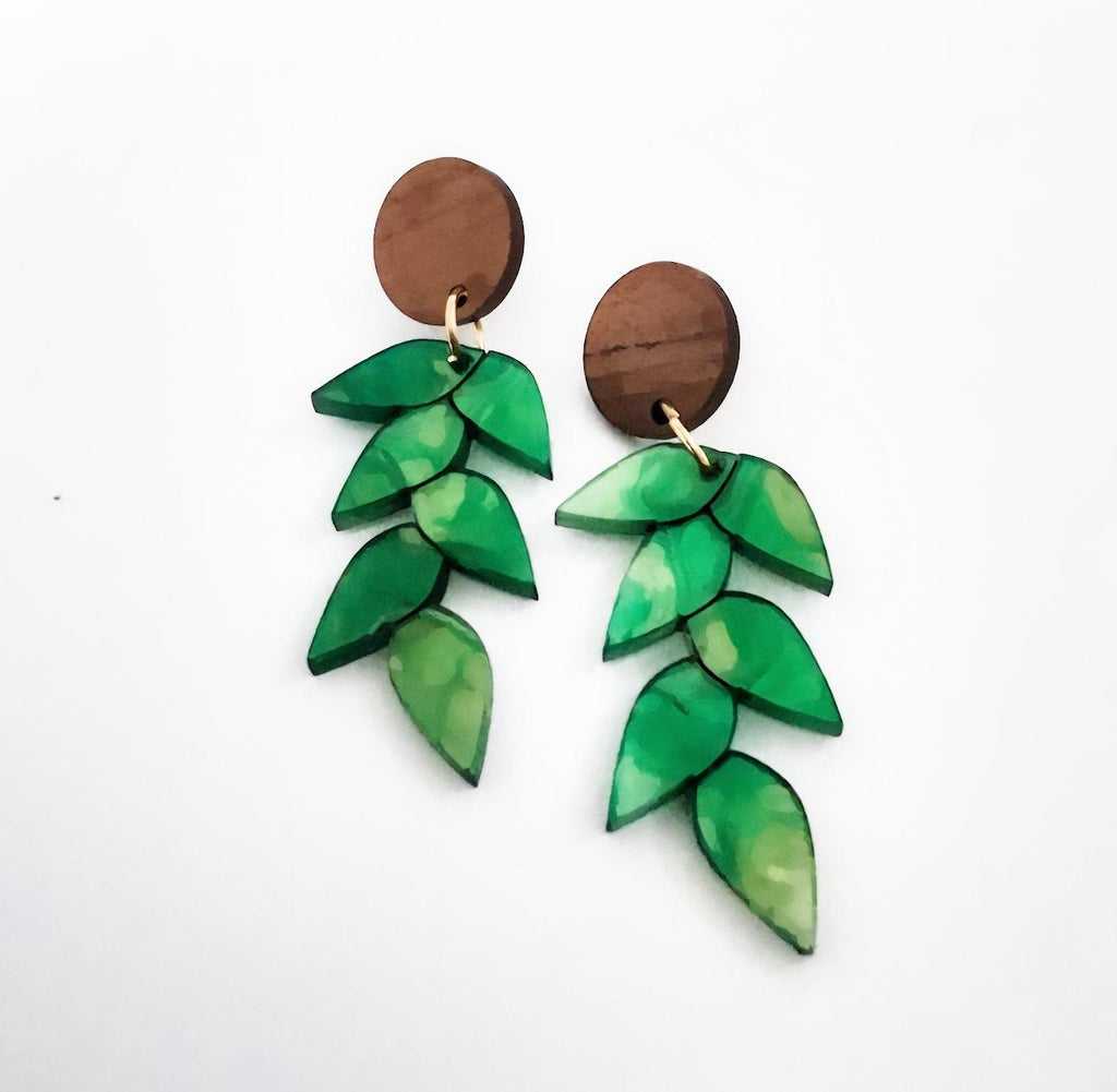 Boucles d'oreilles feuilles, botanique, découpe au laser, nature et bohème
