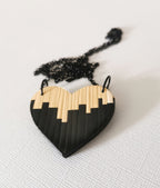 Pendentif en Bois en Forme de Coeur, Marqueterie de Paille Noir et Naturel, Silhouette de Buildings ou Art Abstrait, Découpe Laser de bois